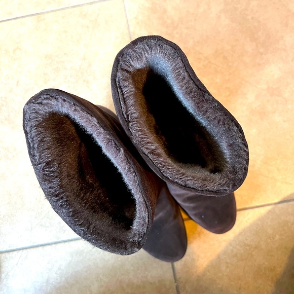 Calvin Klein cruelty-free waterproof wedge boots in size 8.5 in Brown - Picture 7 of 10